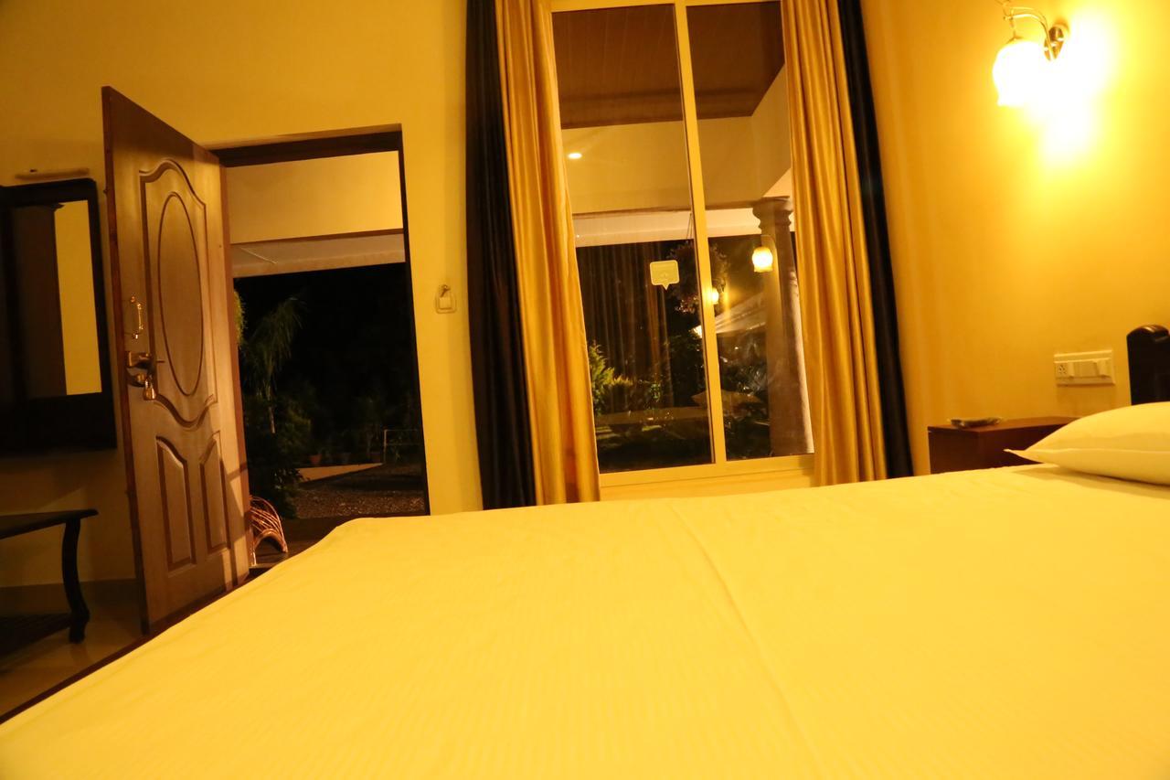 Tranquil Valley Resort Munnar Exterior photo