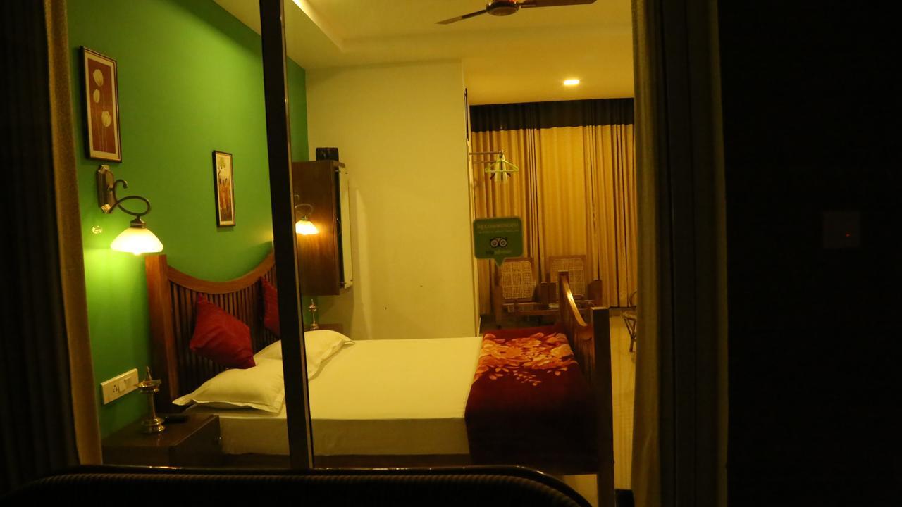 Tranquil Valley Resort Munnar Exterior photo