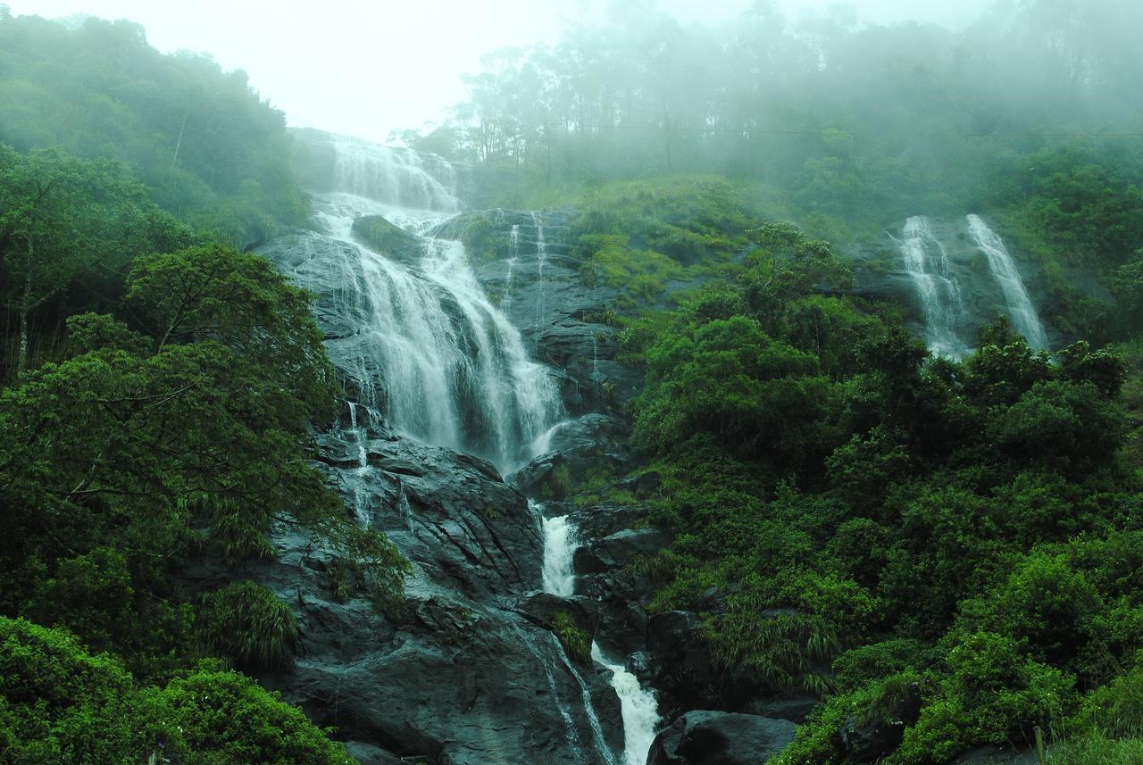 Tranquil Valley Resort Munnar Exterior photo